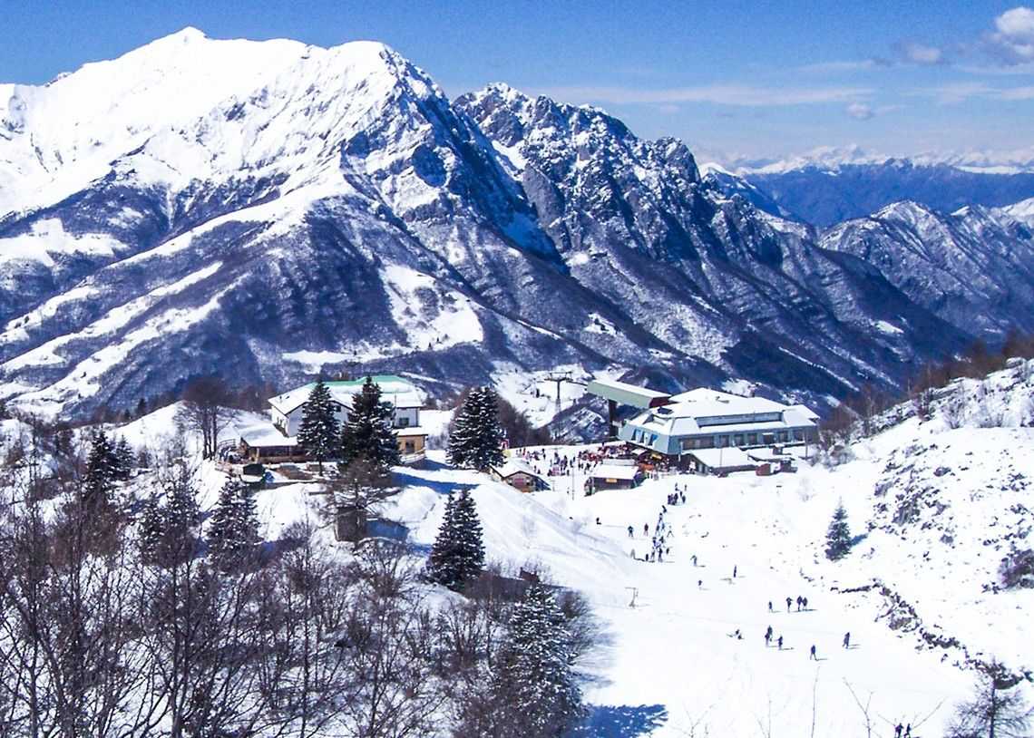 Доступный горнолыжный курорт рядом с Миланом и озером Комо. Piani di Bobbio. Доступный горнолыжный курорт рядом с Миланом и озером Комо. Piani di Bobbio.