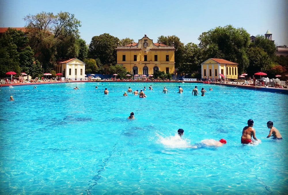 Romano бассейн в Милане