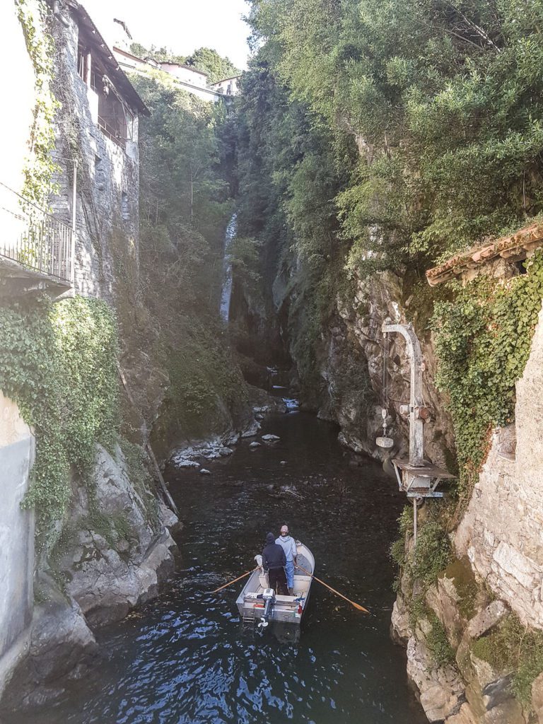 Nesso водопад